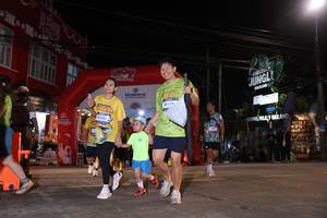 BIB: 3502, 417
                            <button type="button" onclick="openModal(26263525)" class="btn btn-primary btn-sm float-right btn-popup" data-toggle="modal" data-target=".modal-high-quality">
                        <i class="fas fa-shopping-cart"></i> Add to Cart
                    </button>
                                            <button type="button" onclick="isThisMe(26263525, true)" class="btn btn-success btn-sm float-right btn-popup btn-isme hidden" data-toggle="tooltip" data-placement="bottom" title="นี่คือรูปของคุณใช่ไหม คลิกที่นี่เพื่อเอาเข้าอัลบั้ม">
                        <i class="fas fa-plus"></i> Add to album
                    </button>
                    <button type="button" onclick="isThisMe(26263525, false)" class="btn btn-warning btn-sm float-right btn-popup btn-isnotme hidden">
                        <i class="fas fa-ban"></i> Remove from album
                    </button>